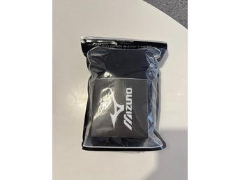 Mizuno Open Back Knäskydd S