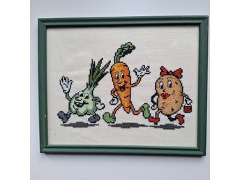 Fint broderad söt tavla med glada grönsaker. Barntavla barnrum broderi Vintage