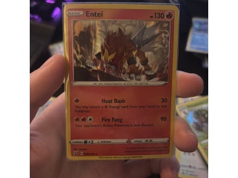 Entei Holo 20/163 Battle Styles Pokemonkort