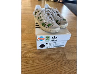 adidas gazelle silver green womens Buy adidas Originals Clear Pink Court Green Bliss Pink Gazelle C Sneakers