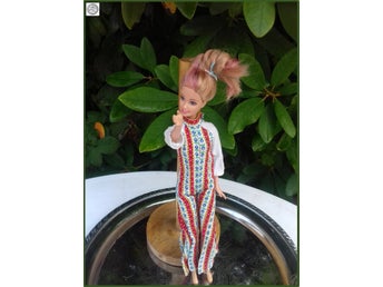 Barbie by Mattel vintagedress 1999 Utmärkt skick