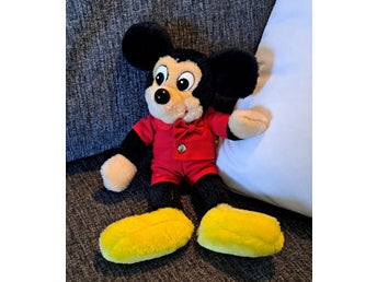 MICKEY MOUSE 30CM ÄLDRE MJUKISDJUR