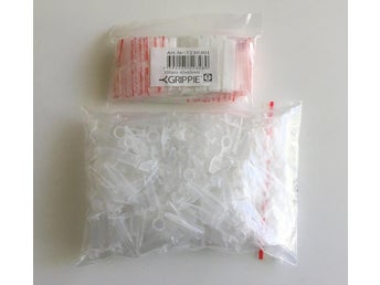 100 st Frörör i plast 0,5 ml + 100 st Blixtlåspåsar 40x60mm - FYND PRIS