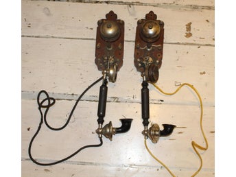 2 ANTIKA TELEFONER L.M ERICSSON