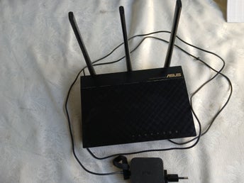 RT-AC66U B1 Dual Band Gigabit WiFi Router AC1750
