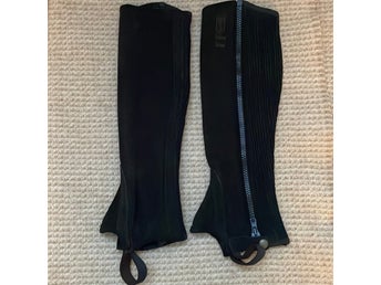Tredstep short chaps, 33/38, mocka, oanvända