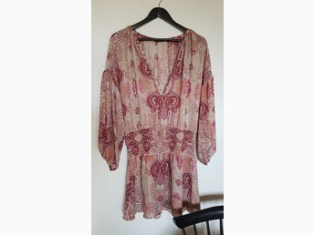 LINDEX KATE HUDSON Klänning stl S (365255262) ᐈ Köp på Tradera LINDEX KATE HUDSON Klänning stl S (365255262) ᐈ Köp på Tradera