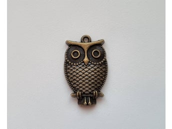 1 st Uggla. Berlocker / hänge / charm (bronsfärgad)