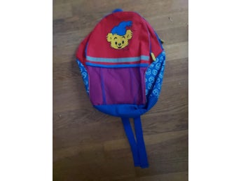 Ryggsäck Bamse Höjd ca 35 cm Bredd på mitten ca 22 cm