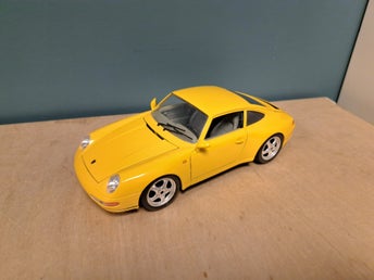 Porsche 911 carrera - Bburago 1/18