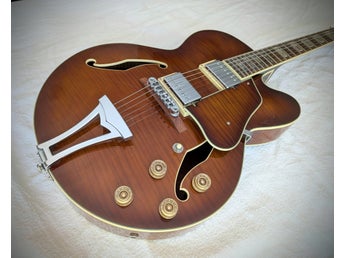 Ibanez Artcore AF85-VLS-12-01