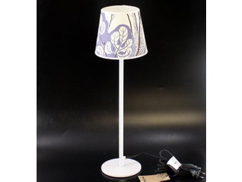 KOMPLETT VIT BORDSLAMPA SKÄRM ROX N FIX I TYG FRÅN SVENSKT TENN