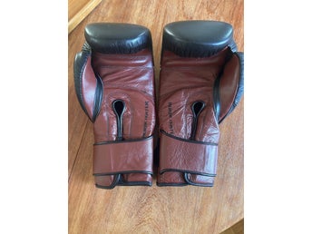 Nordic Fighter boxningshandskar 12 oz