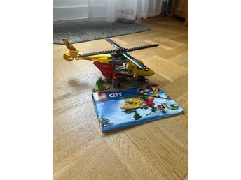 LEGO City 60179 Ambulanshelikopter