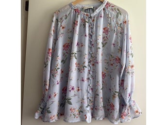 BY MALINA - Celine Soft Floral Sky Blue blus stl L