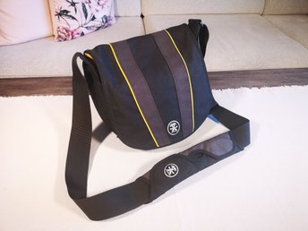 nikon crumpler