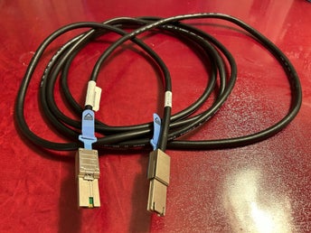 SAS-MINI (id01466) HP 4M SAS CABLE 407344-004 --- 432238-B21 ---408768-001