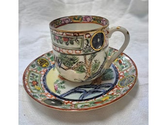 Fine coffee cup and saucer, Macau porcelain, animal and floral painting