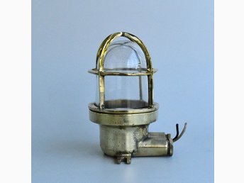 Vägglampa antik mässing Wiska #SigtunaMarin Vägglampa antik mässing Wiska #SigtunaMarin