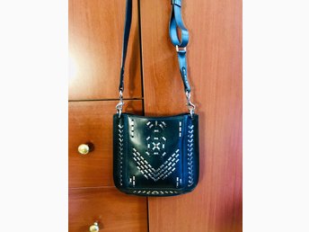 Isabel Marant, Oskan väska med nitar i silver , ny! Isabel Marant, Oskan väska med nitar i silver , ny!