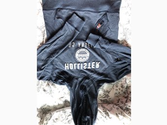 Hollister hoodie i blått Hollister hoodie i blått