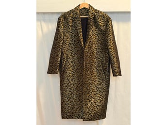 Fantastisk leopardmönstrad kavaj / kappa st 38