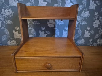 RETRO sängbord vägghängd i teak 60 tal