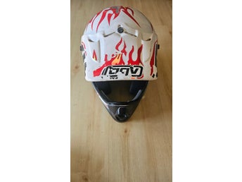 Cross Hjälm - AGV