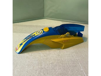 Majorette 2005 Marvel X-men Wolverine car launcher