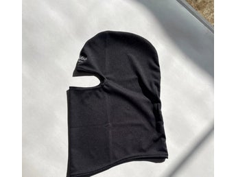 Äkta Inleague Sports svart balaclava (Fri frakt!)