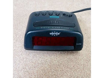 United Vintage Testad Väckarklocka Alarm Klocka (Ej Radio)