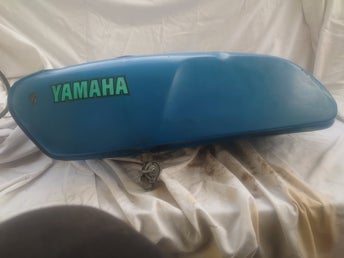 Yamaha fs1 bensin tank1977-79.bjud inden torsdag om den skal med hjem.