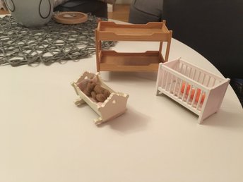 Lundby stockholm inredning baby till barnrum på tradera.com