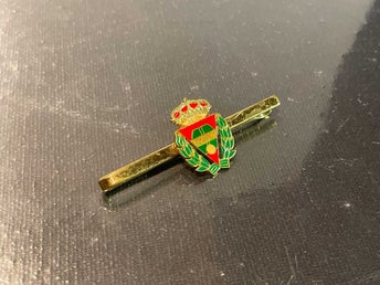 Mallorca Pingis & Schack slipsnål klämma FETM - metall emalj vintage Rare