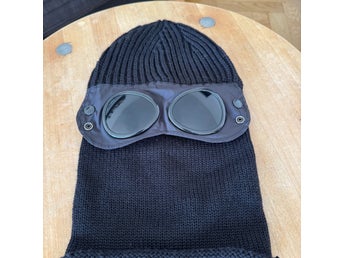 C.P. Company svart balaclava, storlek UNI