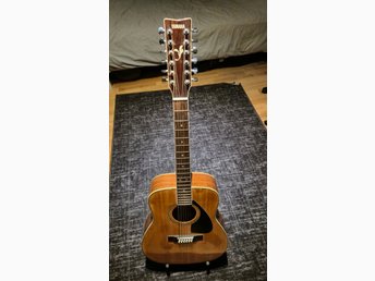 Yamaha FG-440-12