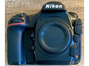 Nikon D850, Svart m. Originalkartong - Begagnad men gott skick #578