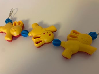 aktivitetsleksak för barnvagn barnsäng