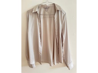 H&M ljusbeige skjorta, storlek S