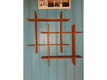 Retro Vintage Krysshylla Kryss prylhylla i Teak 50tal 60tal