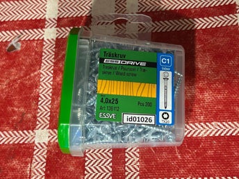 Träskruv (id01026) Essve 4,0x25 mm C1 indoor 1 paket 200 skruv EAN 7317761847854