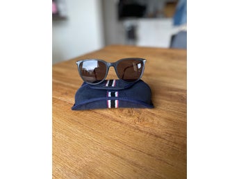 Tommy Hilfiger solglasögon (med styrka)