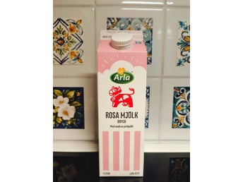 Rosa Mjölken Arla, tom originalförpackning