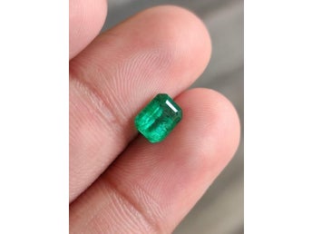 AAAA High Quality Natural Zambian Emerald 1.3 Carats Octagon Cut
