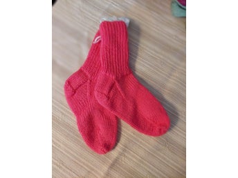 Handstickade barnsockor / Strl 25-27