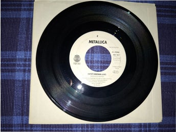 METALLICA - NOTHING ELSE MATTERS / ENTER SANDMAN