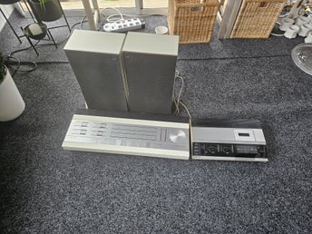 Bang & Olufsen Beomaster 2000 och Beocord 1900 med högtalare
