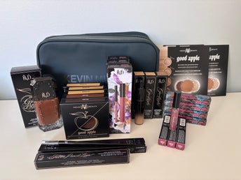 KVD Beauty Makeup 26 delar