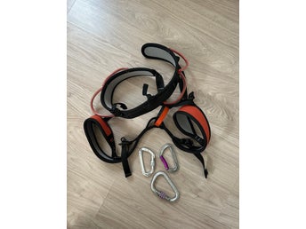 Klättersele från Tendon med tre karbinhakar - stl 42 (M)