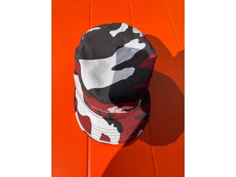 Flerfärgad hatt, storlek X-SMALL (6¾)